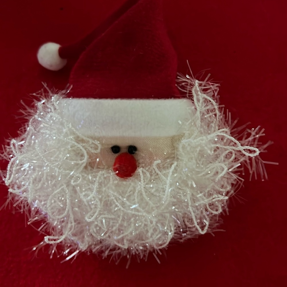 SANTA CLAUSE PIN